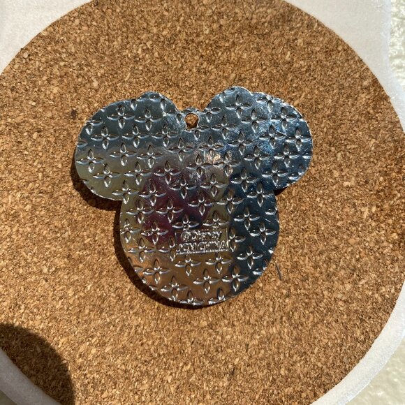 Pendant Disney Minnie Mouse Sliver and Rhinestones Perfect for a Necklace - Picture 2 of 2